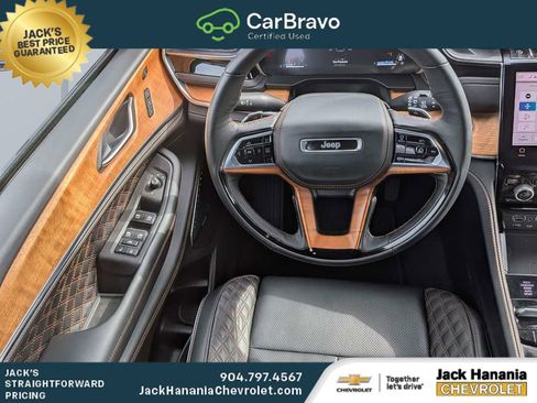 Used 2025 Jeep Grand Cherokee L Summit AWD/4WD image 15