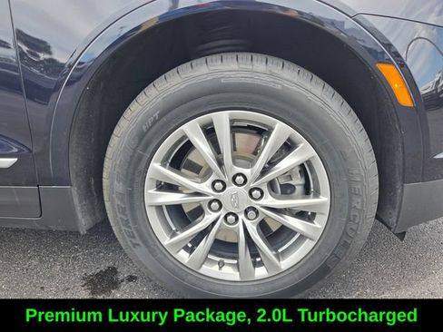 Used 2022 Cadillac XT5 Premium Luxury FWD image 9