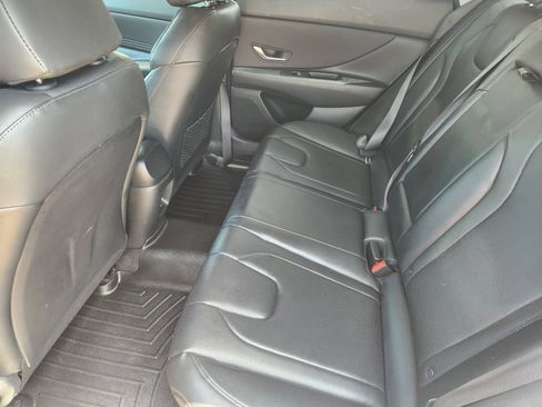 Used 2024 Hyundai Elantra Limited FWD image 33