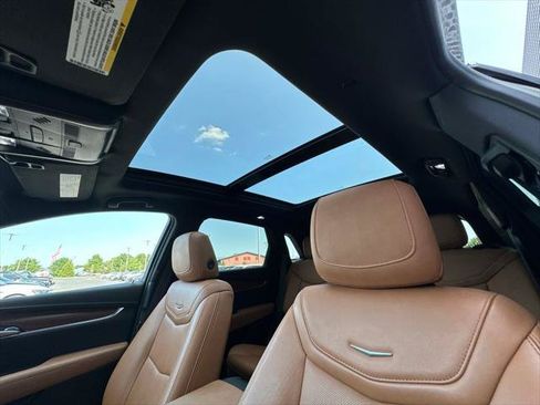 Used 2023 Cadillac XT5 Premium Luxury AWD/4WD image 18