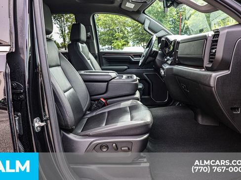 Used 2025 GMC Sierra 1500 SLT RWD image 21