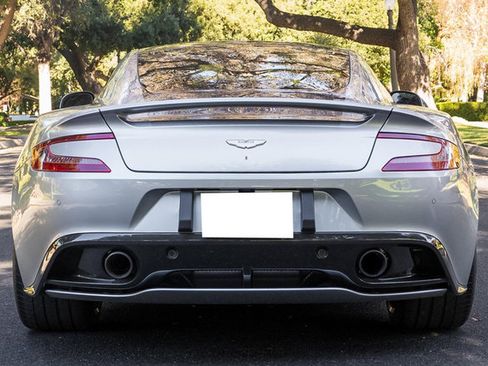Used 2014 Aston Martin Vanquish Coupe RWD image 7