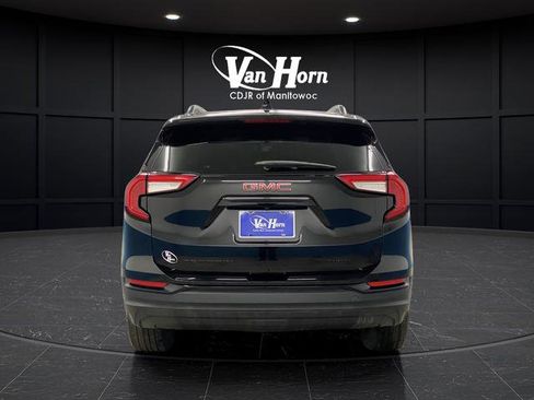 Used 2022 GMC Terrain SLE w/ Driver Convenience Package image 12