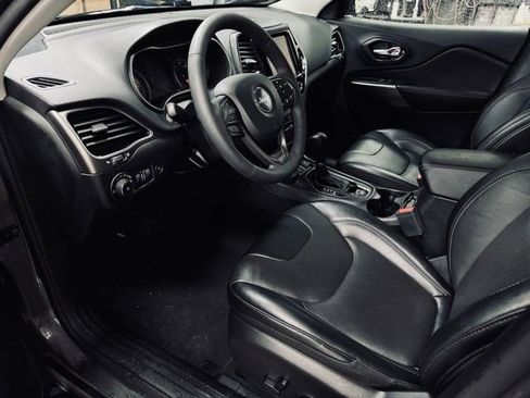 Used 2022 Jeep Cherokee Limited image 22