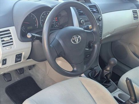 Used 2013 Toyota Corolla L image 10