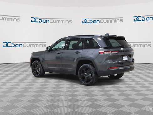 New 2026 Jeep Grand Cherokee Limited w/ Limited Altitude Package AWD/4WD image 6