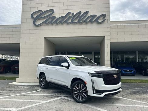 Used 2021 Cadillac Escalade Sport w/ Driver Assist Tech Package AWD/4WD image 1