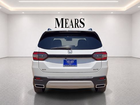 Used 2025 Honda Pilot Elite image 4