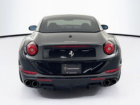 Used 2017 Ferrari California T RWD image 36