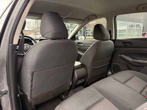 Used 2024 Nissan Altima 2.5 SV image 27