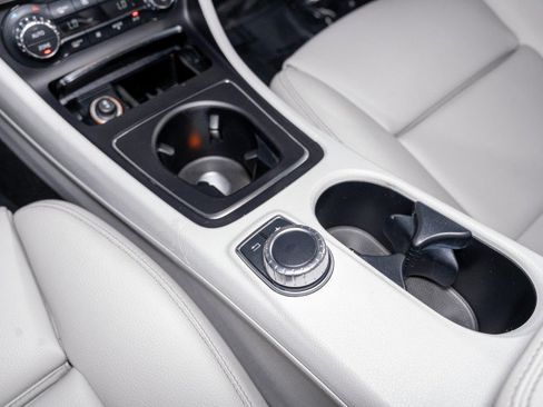 Used 2020 Mercedes-Benz GLA 250 image 25