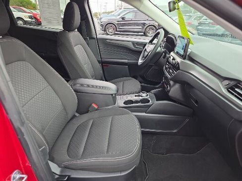 Certified 2025 Ford Escape Active FWD image 15