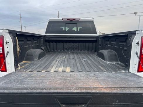 Used 2024 Chevrolet Silverado 3500 High Country w/ High Country Premium Package image 13