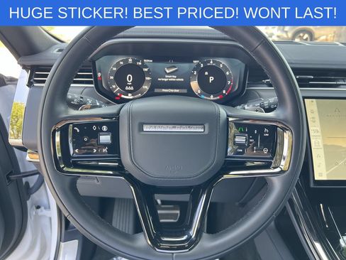 Used 2025 Land Rover Range Rover Sport Dynamic SE AWD/4WD image 9