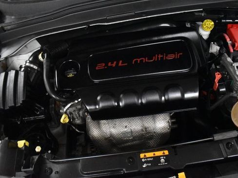 Used 2018 Jeep Renegade Trailhawk w/ Cold Weather Group II image 10