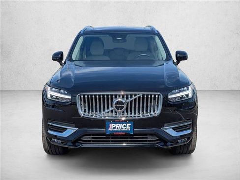 Used 2025 Volvo XC90 B6 Plus w/ Protection Package Premier AWD/4WD image 2