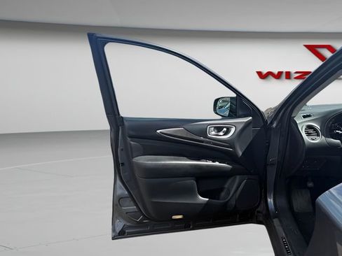 Used 2019 INFINITI QX60 Luxe w/ Essential Package image 11