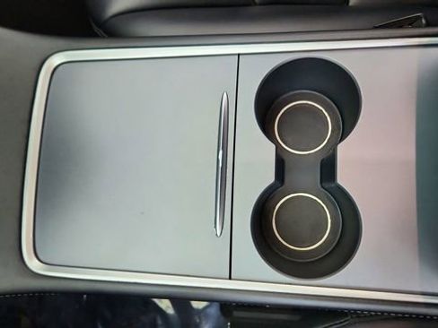 Used 2022 Tesla Model Y Performance image 50