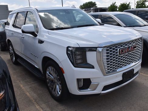 Used 2021 GMC Yukon Denali AWD/4WD image 4