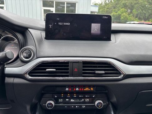 Used 2023 MAZDA CX-9 Touring image 19