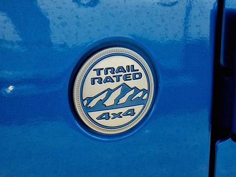 Used 2021 Jeep Wrangler Unlimited Sahara w/ Cold Weather Group AWD/4WD image 27