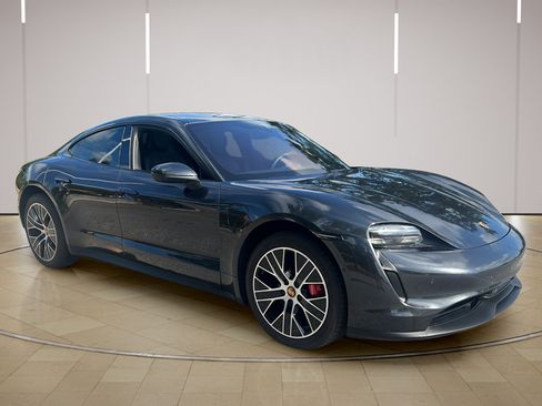Certified 2020 Porsche Taycan 4S AWD/4WD image 9