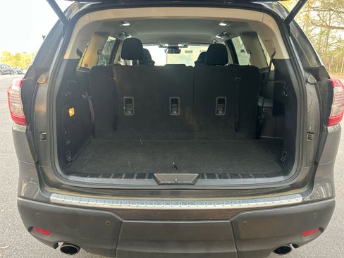 Used 2023 Subaru Ascent Premium w/ Convenience Package image 10
