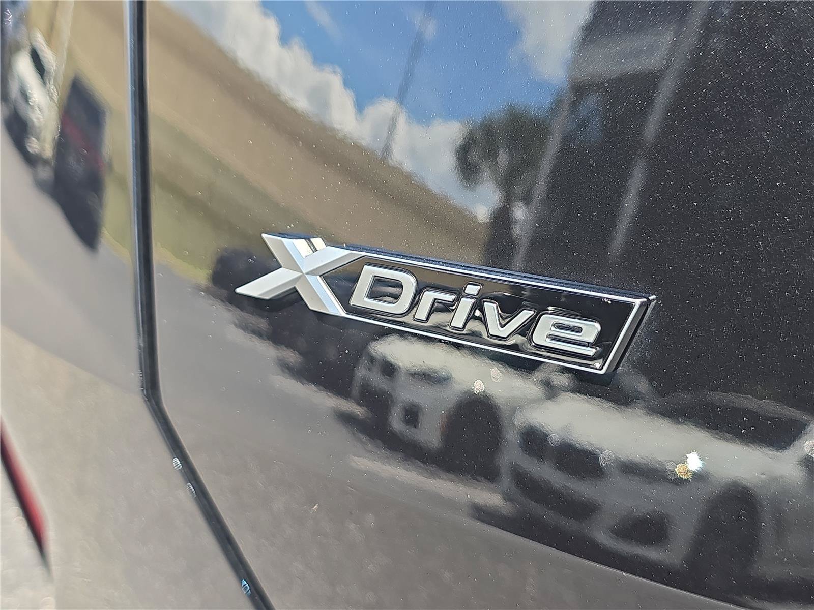 Certified 2026 BMW X3 xDrive30i w/ M Sport Package AWD/4WD image 5
