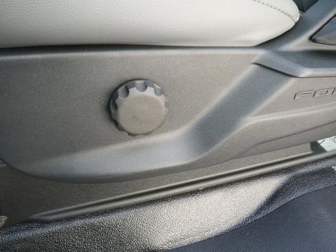 Used 2024 Ford F350 XL w/ XL Chrome Package image 20