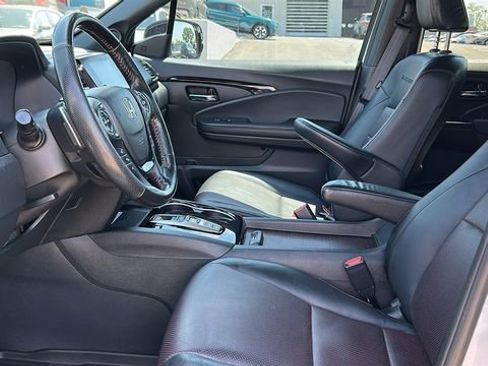 Used 2022 Honda Ridgeline Black Edition image 10