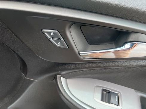 Used 2023 Chevrolet Malibu LT image 52