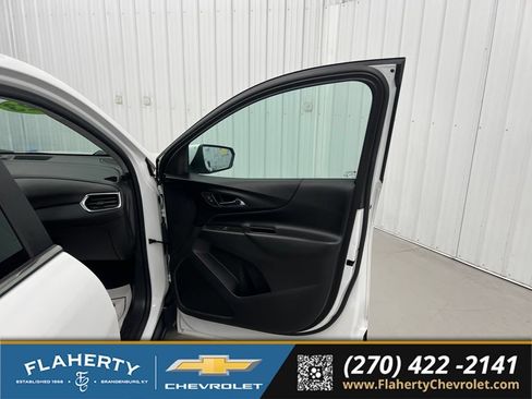 Used 2023 Chevrolet Equinox LT FWD image 14