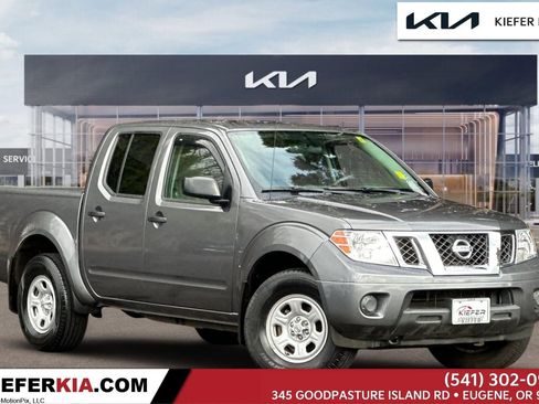 Used 2021 Nissan Frontier SV w/ SV Utility Package AWD/4WD image 1