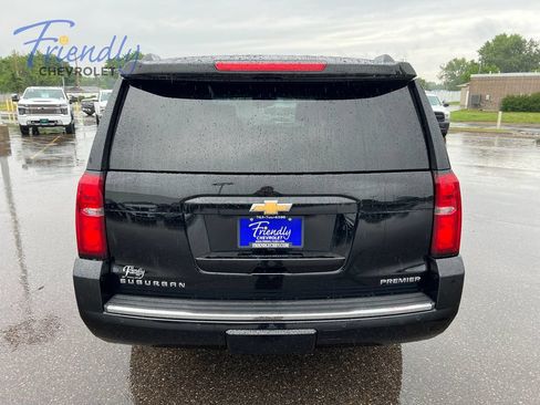 Used 2019 Chevrolet Suburban Premier AWD/4WD image 4