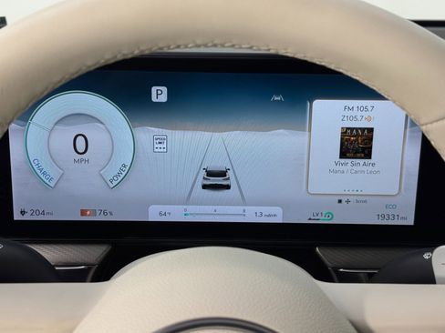 Used 2024 Genesis GV60 RWD w/ Cargo Package image 21