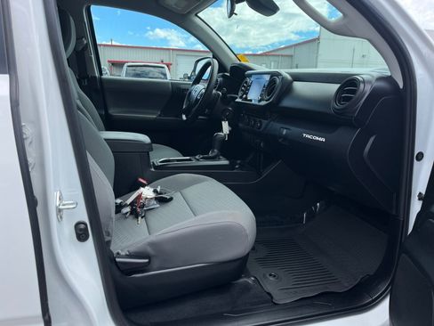 Used 2021 Toyota Tacoma SR w/ SR Convenience Package RWD image 32