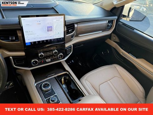 Used 2024 Ford Expedition Limited image 26