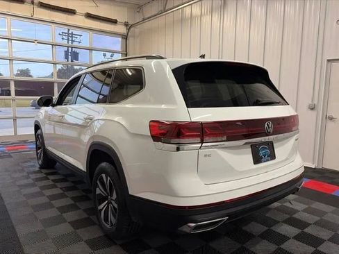 Used 2024 Volkswagen Atlas SE AWD/4WD image 5