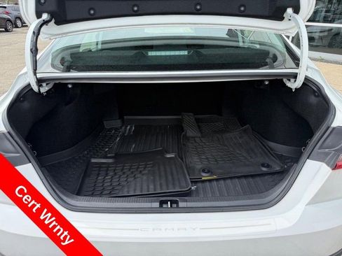Used 2025 Toyota Camry LE FWD image 4