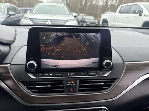 Used 2023 Nissan Altima 2.5 SV image 24