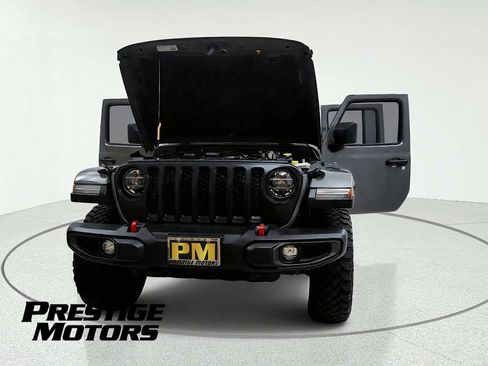 Used 2021 Jeep Gladiator Rubicon w/ Uconnect 4C Nav & Sound Group AWD/4WD image 12