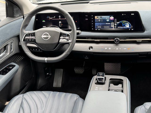 Used 2023 Nissan Ariya AWD/4WD image 16