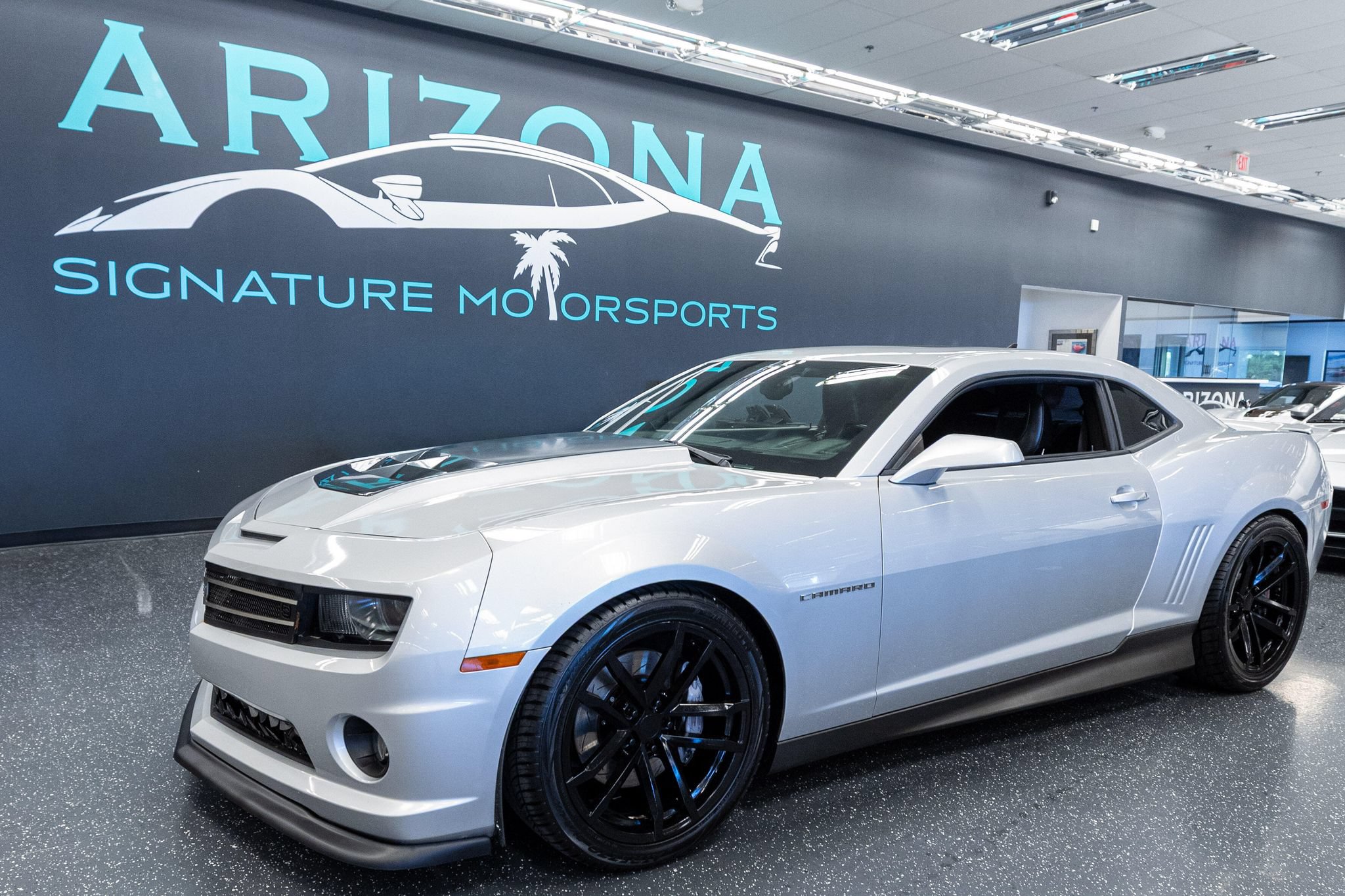 Used 2011 Chevrolet Camaro SS w/ LPO, Ground Effects Package RWD image 1