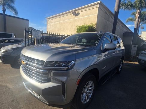 Used 2024 Chevrolet Tahoe LT image 2