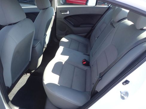 Used 2017 Kia Forte LX w/ LX Popular Package FWD image 10