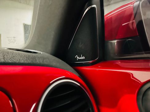 Used 2013 Volkswagen Beetle 2.5 image 20