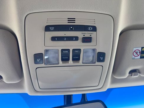 Used 2011 Lexus ES 350 FWD image 18