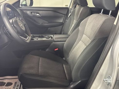 Used 2024 Nissan Rogue SV AWD/4WD image 14
