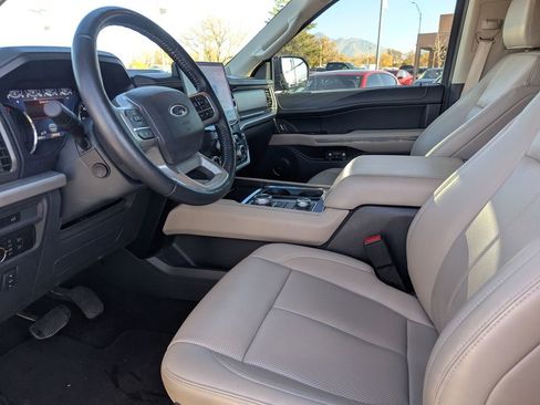 Used 2024 Ford Expedition XLT AWD/4WD image 26