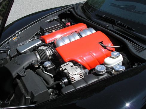 Used 2011 Chevrolet Corvette Coupe w/ Battery Protection Package RWD image 8